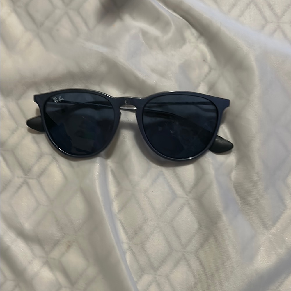 Ray-Ban Black Sunglasses